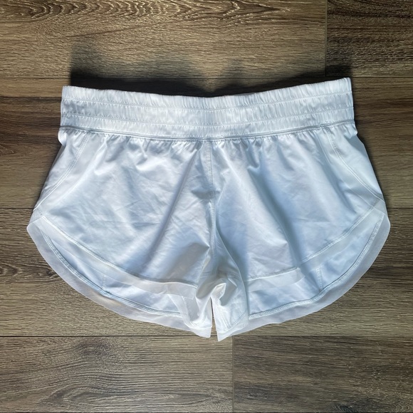 Lululemon Anew Shorts, White - Picture 7 of 7